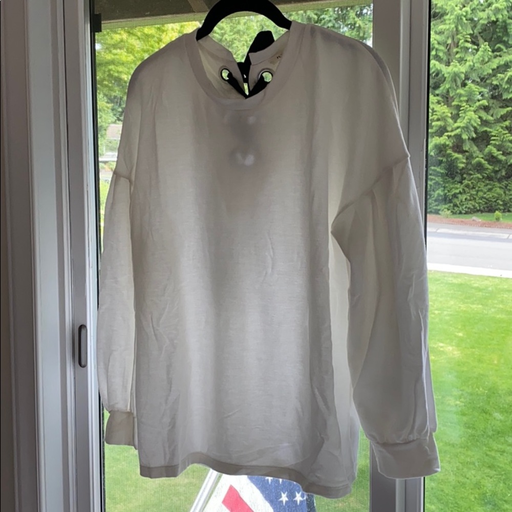 Pleione knit top